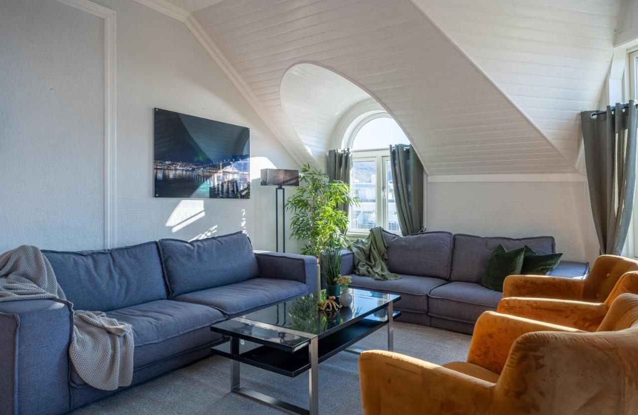 Enter Tromso - Exclusive 4 Bedroom Villa Buitenkant foto